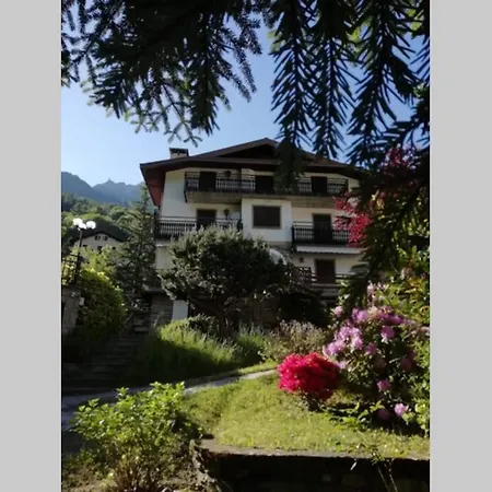 Apartment Ferrari's: Bright With Magnificent View Chiesa in Valmalenco